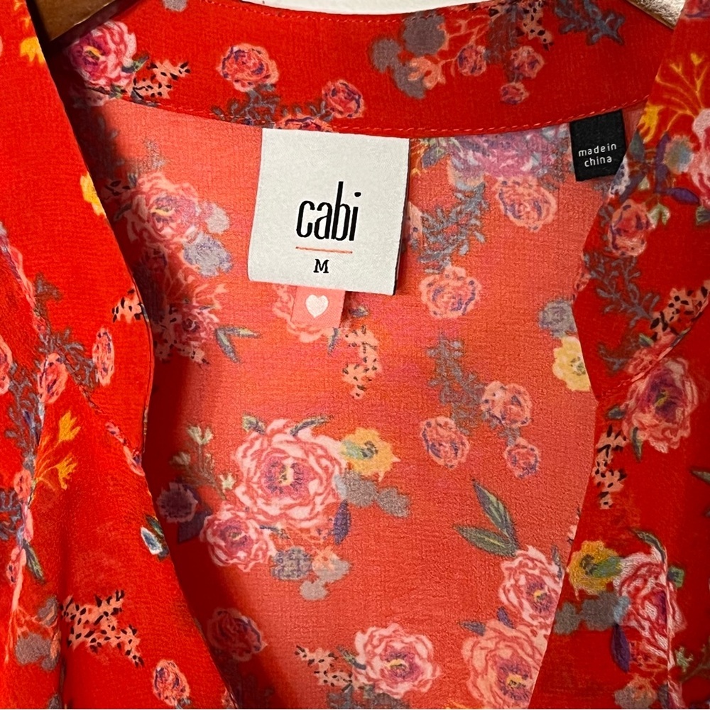 CAbi Crush Ruffle Top Style 5219 floral sleeveless ruffle neck red sz medium - Picture 5 of 7